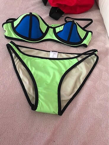 Yeni bikini TL