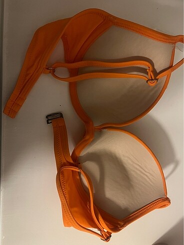 34 Beden Bikini üstü