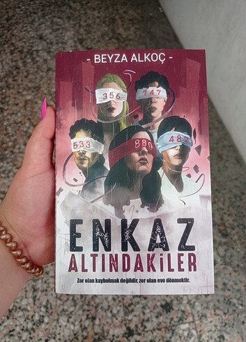 Enkaz altındakiler 