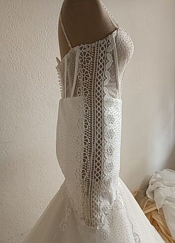 Fiziğine güvenen kadınlara GELİNLİK - Görsel 4