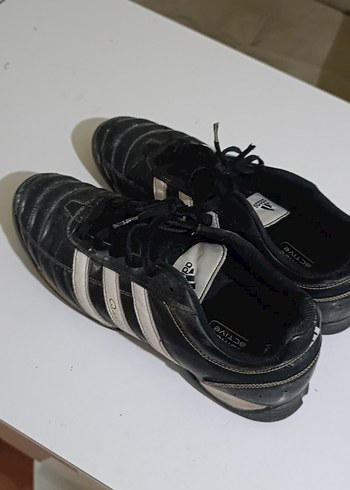 44 Beden Adidas Siyah Erkek Futbol Ayakkabısı 44 Numara