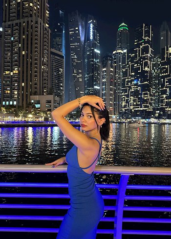 Mavi Elbise - Görsel 3