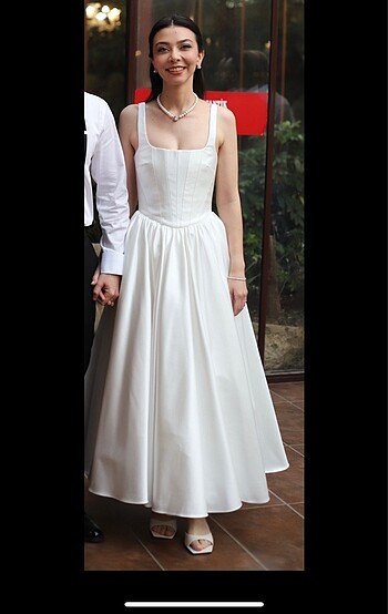 xs Beden beyaz Renk NEW ARRIVALS MARKA BEYAZ ELBİSE