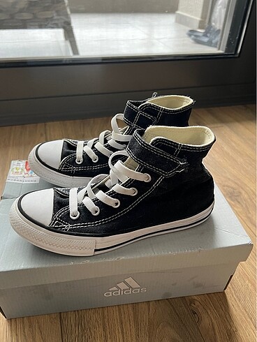 33 Beden siyah Renk Converse