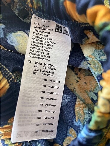 xs Beden Uniqlo Çiçek Desenli Pantolon