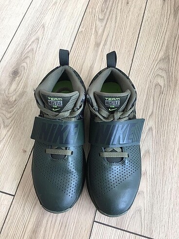 Nike spor ayakkabı