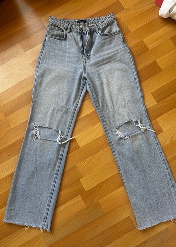 Kadın Bol Kesim Yırtık Jean