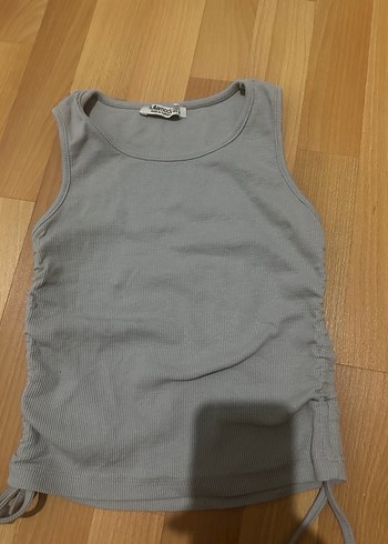 Gri Kolsuz Kadın crop