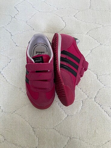 Adidas kız çocuk ayakkabı