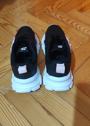 40 Beden NIKE SIFIR 40 NUMARA