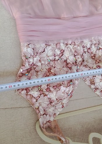 alfabeta 1 beden Pembe Dantel V Yakalı Uzun Abiye Elbise - Görsel 6