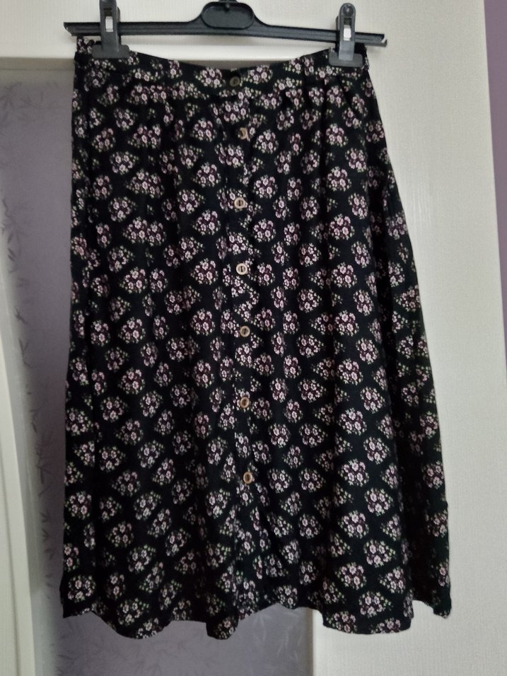 Düğmeli Siyah Midi Bohem Etek - Görsel 2