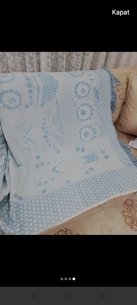 Nakışlı Açık Mavi Yatak Örtüsü - Görsel 5