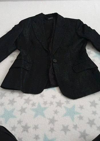 Kadın Siyah Düğmeli Blazer Ceket