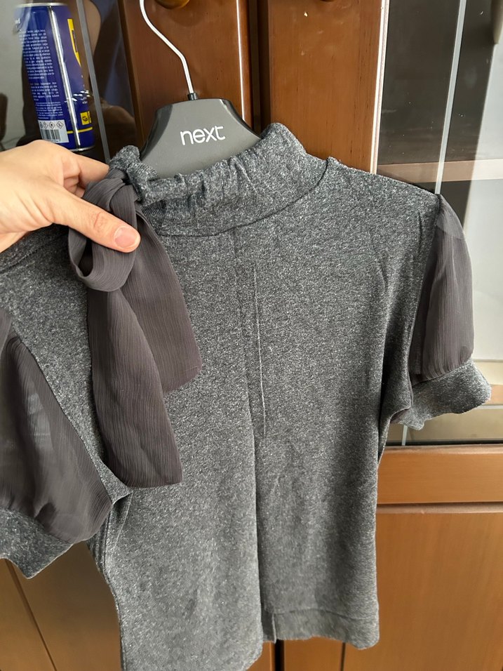 Gri Kısa Kollu Boğazlı Triko bluz - Görsel 2