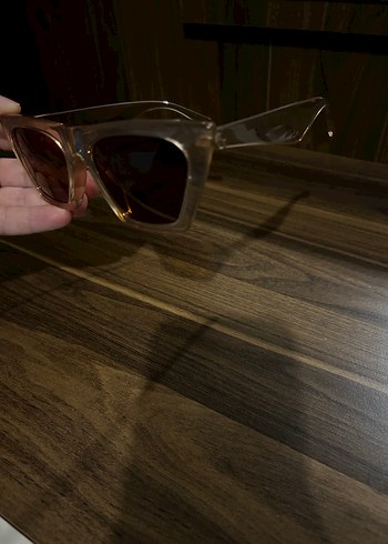 Şeffaf Bej Kadın Güneş Gözlüğü - Görsel 2