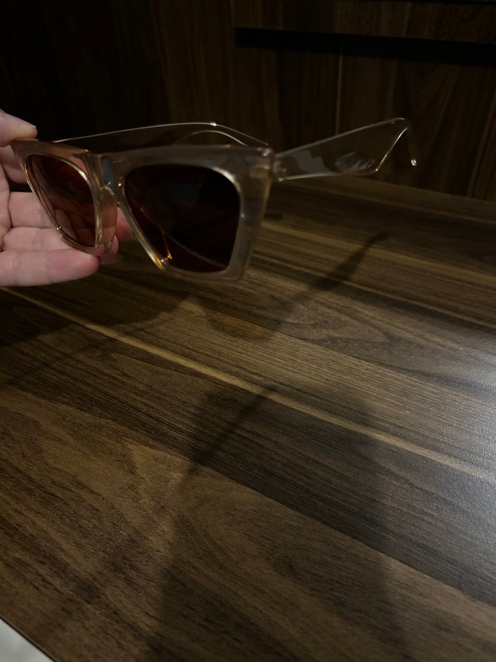 Şeffaf Bej Kadın Güneş Gözlüğü - Görsel 2