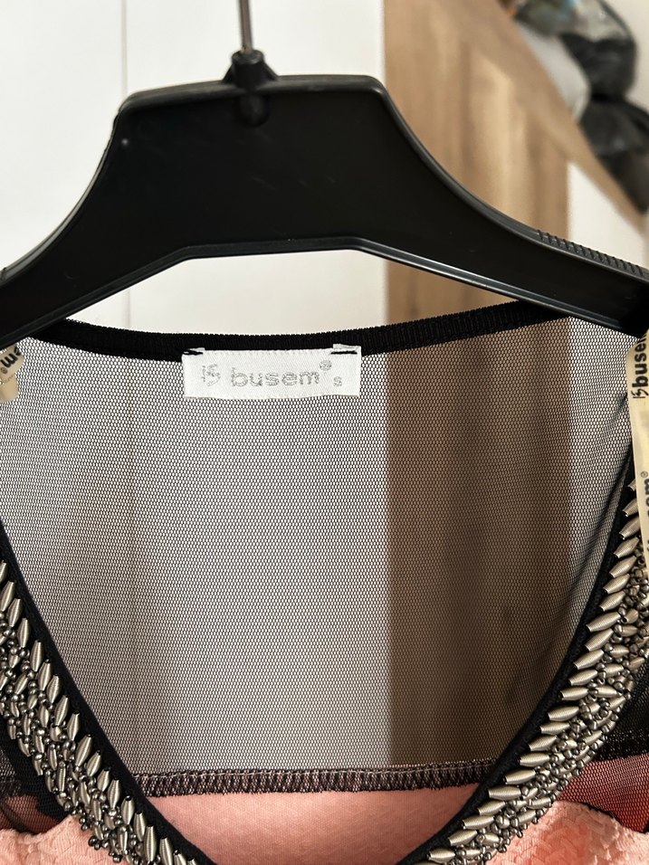 Zincir Detaylı Pudra Midi tüllü  Bluz - Görsel 3