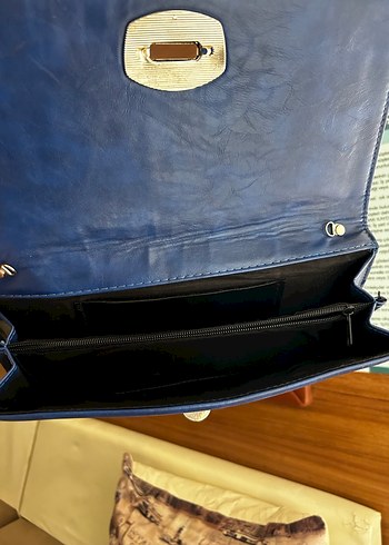 Mavi Vintage Deri Tokalı Kadın Portföy Çanta - Görsel 4