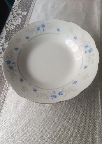  Beden Beyaz ve gri desenli tabak seti 6 adet