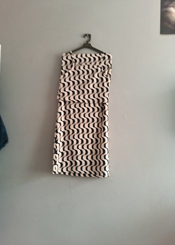 l Beden siyah Renk Zebra Desenli Pilili etek uzun