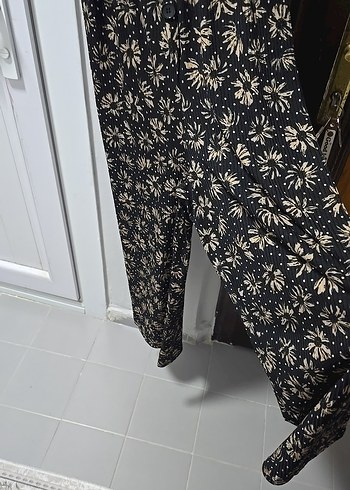 Siyah V Yaka Dantel Detaylı Uzun tulum - Görsel 4