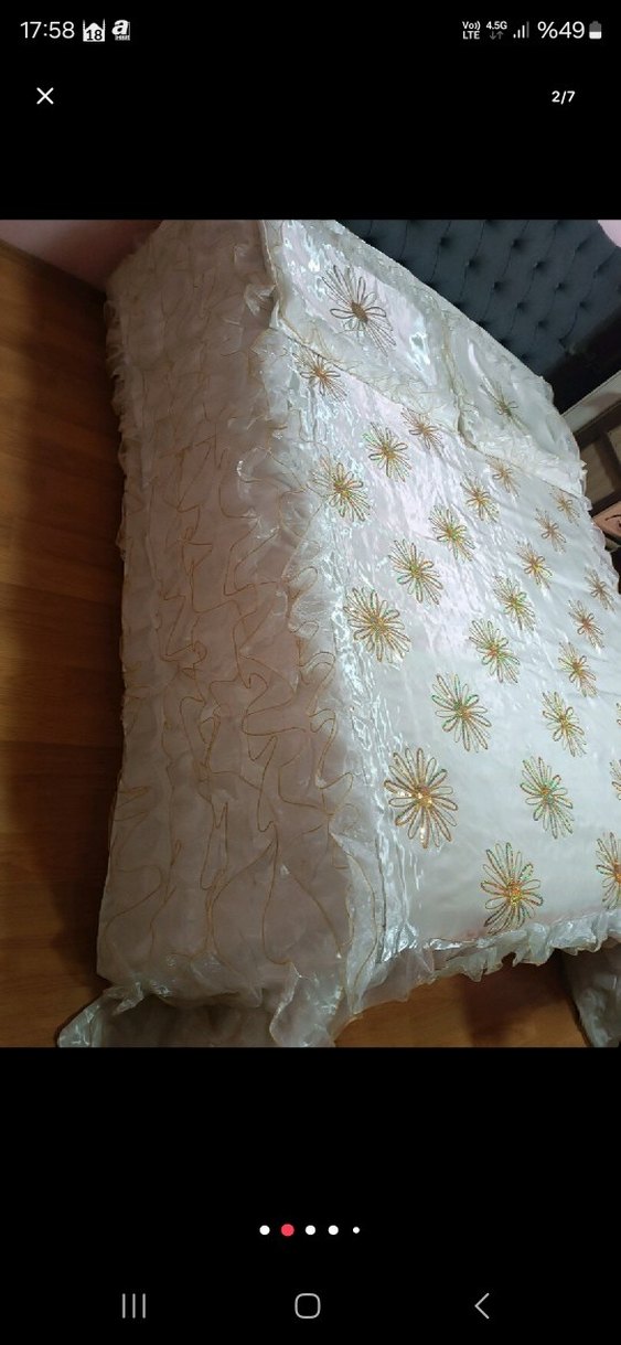 İşlemeli Parlak Beyaz Yatak Örtüsü iki yastık - Görsel 4