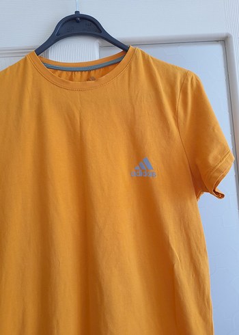 Adidas Adidas Kadın Sarı Kısa Kollu Tişört 4 adet tshirt