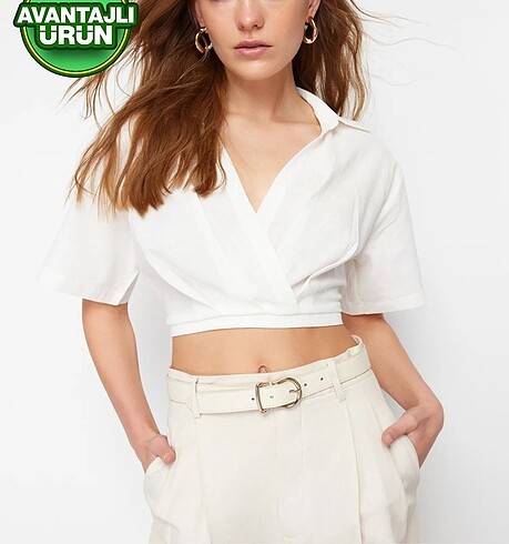 Ekru kruvaze crop bluz