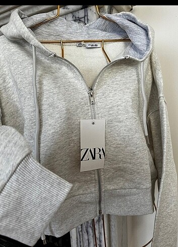 Zara crop sweat