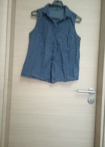 Düğmeli Kolsuz Lacivert Kadın Gömlek - Görsel 3