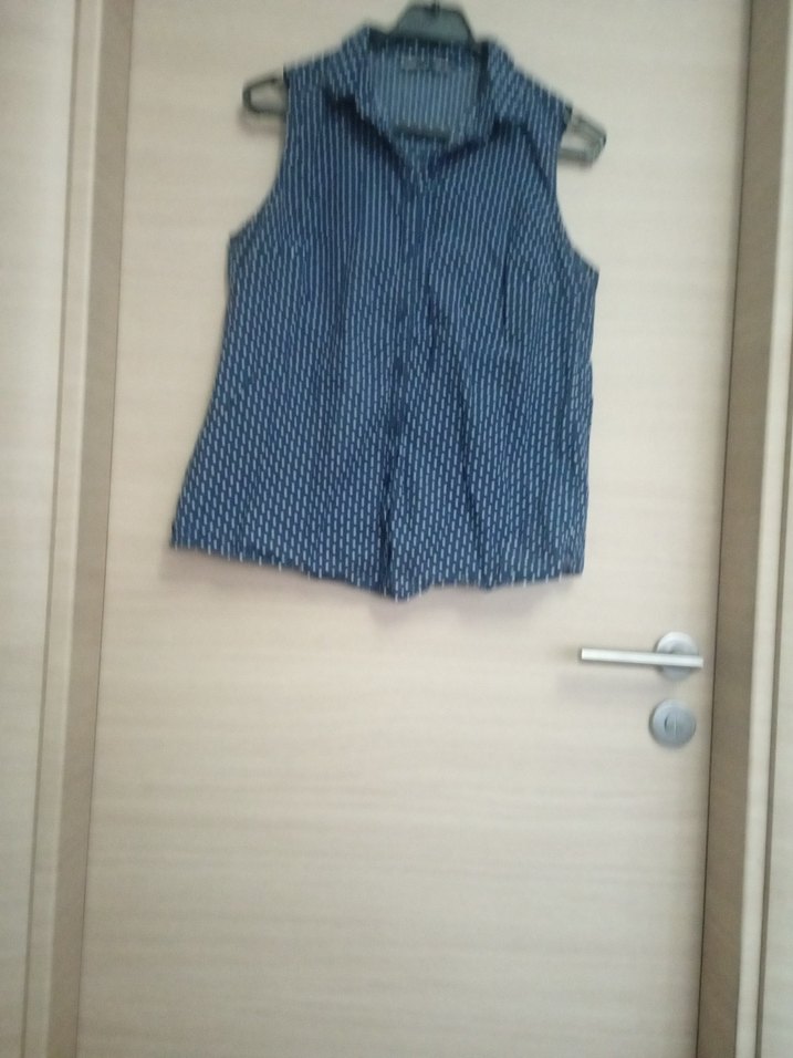 Düğmeli Kolsuz Lacivert Kadın Gömlek - Görsel 3