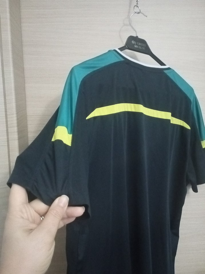 Siyah Spor Erkek Tişörtü, Kısa Kollu, Velcro - Görsel 4