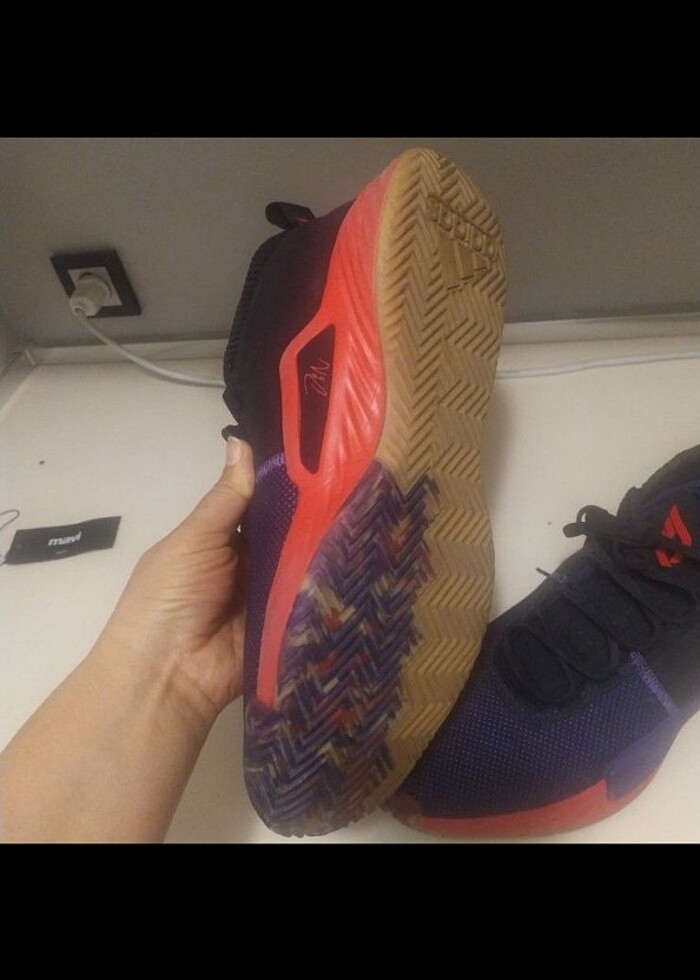 Adidas dame 5 - Görsel 4