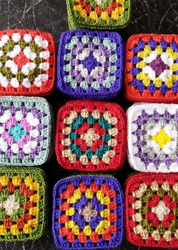  Beden çeşitli Renk Renkli El Örgüsü Kare Motifler