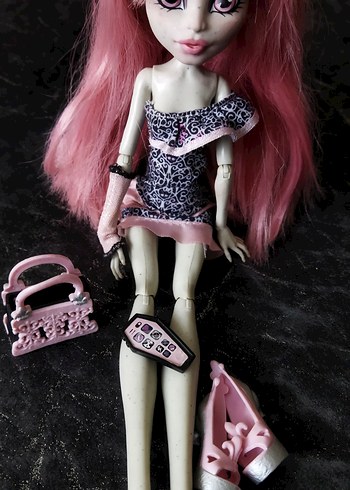 Monster high bebek