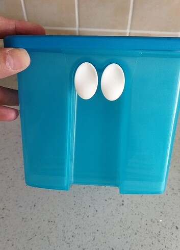 Tupperware sebze saklama kutusu