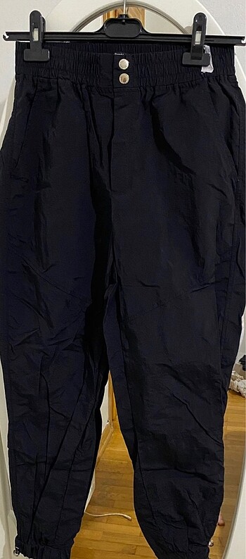 Bershka paraşüt pantolon