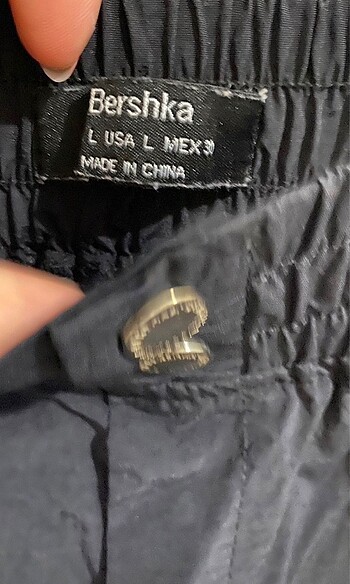 l Beden siyah Renk paraşüt pantolon