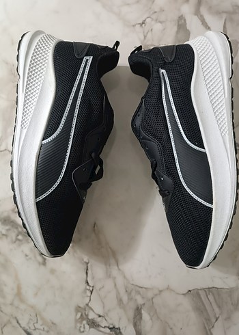 Erkek Siyah Beyaz Puma Spor Ayakkabı - Görsel 8