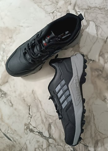 ADİDAS TERREX MODELİNDE ERKEK SPOR AYAKKABI - Görsel 3