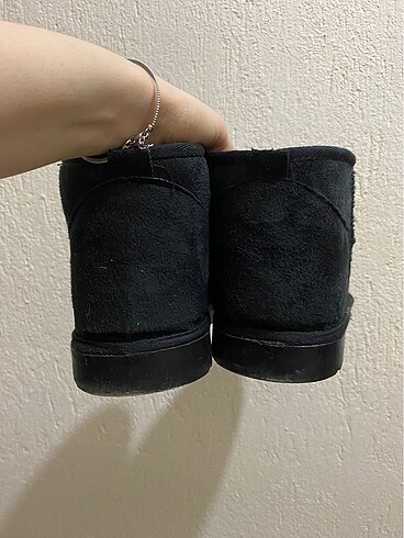 36 Beden Ugg bot