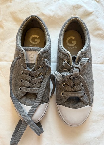 guess spor ayakkabı
