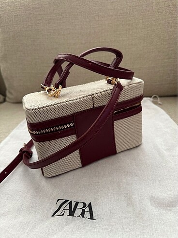 Zara kutu çanta