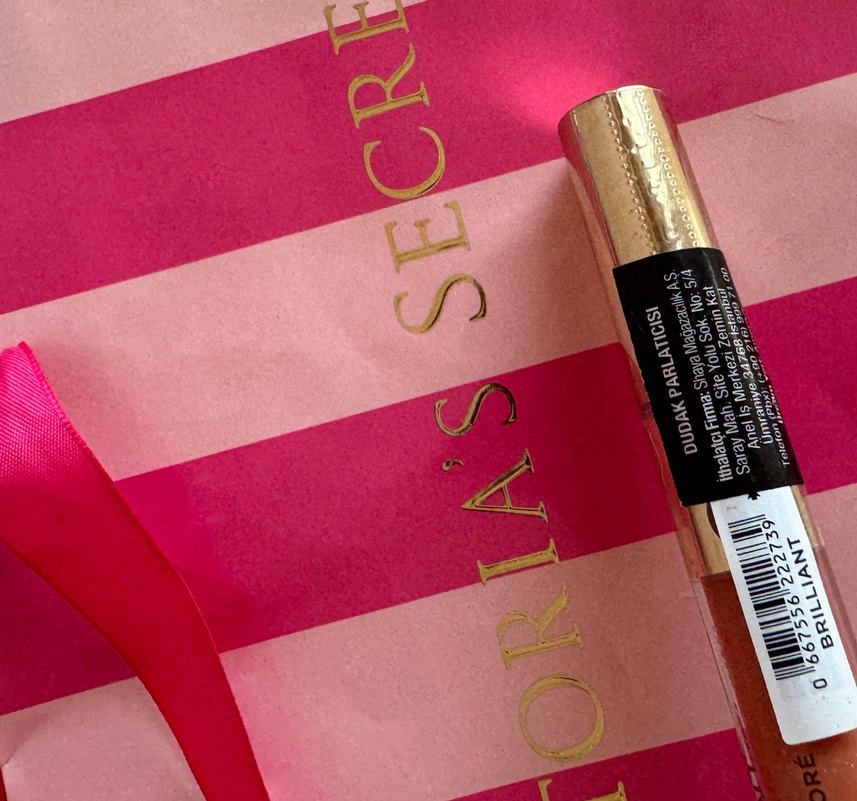 victoria secret dudak parlatıcısı - Görsel 2