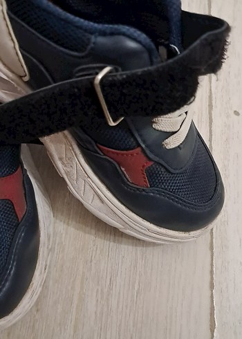 27 Beden Erkek Çocuk Koyu Mavi Spor Ayakkabı Velcro