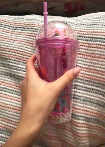 Pembe Pastel Temalı Plastik Bardak - Görsel 3