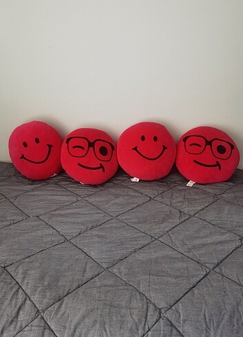 EMOJİ 4 LÜ ÇOCUK ODASI KIRLENT