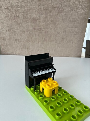 Beden Lego duplo uyumlu piyano