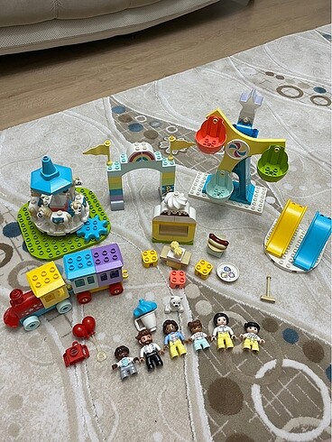 Diğer Lego duplo lunapark seti